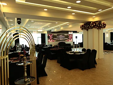 Salon II